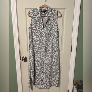 Velvet Heart Linen Blend Sleeveless Black and White Patterned Button Down Dress